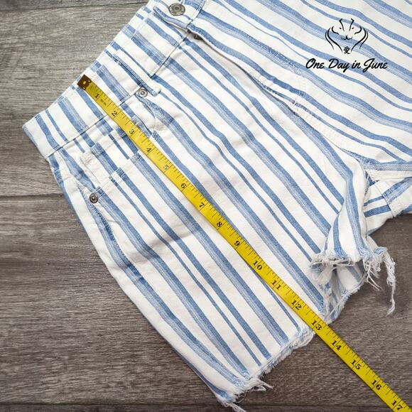 Loft Denim Shorts Size 0 - Picture 6 of 7